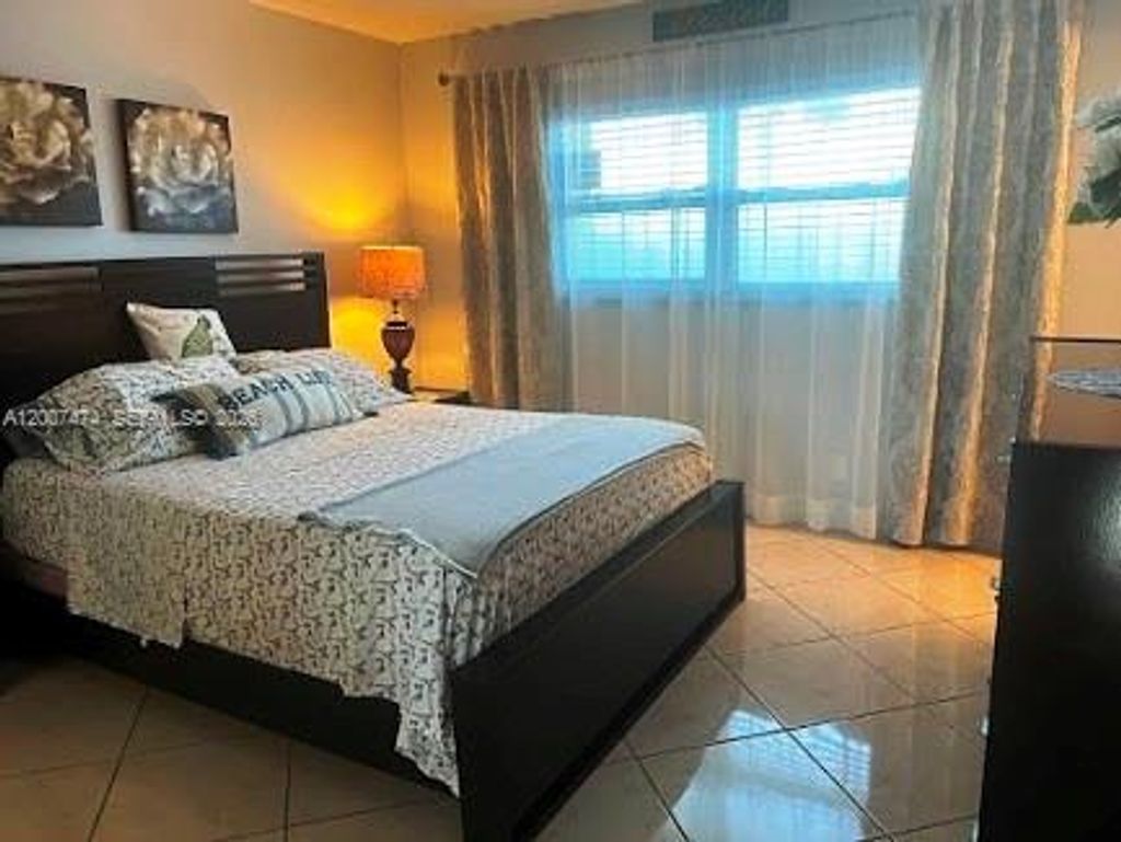 Photo of 5300 Washington St #H137, Hollywood, FL 33021 (MLS # A12007474)