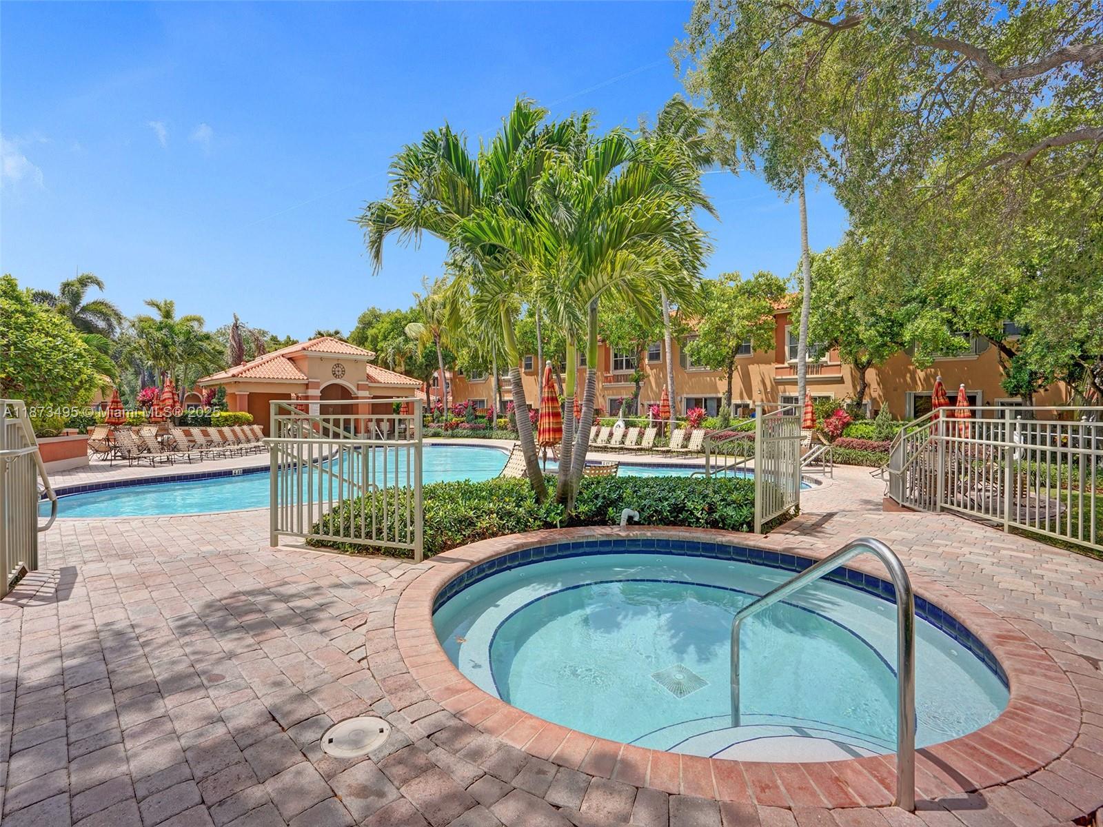 VILLAS AT HARBOR ISLES CO - Residential