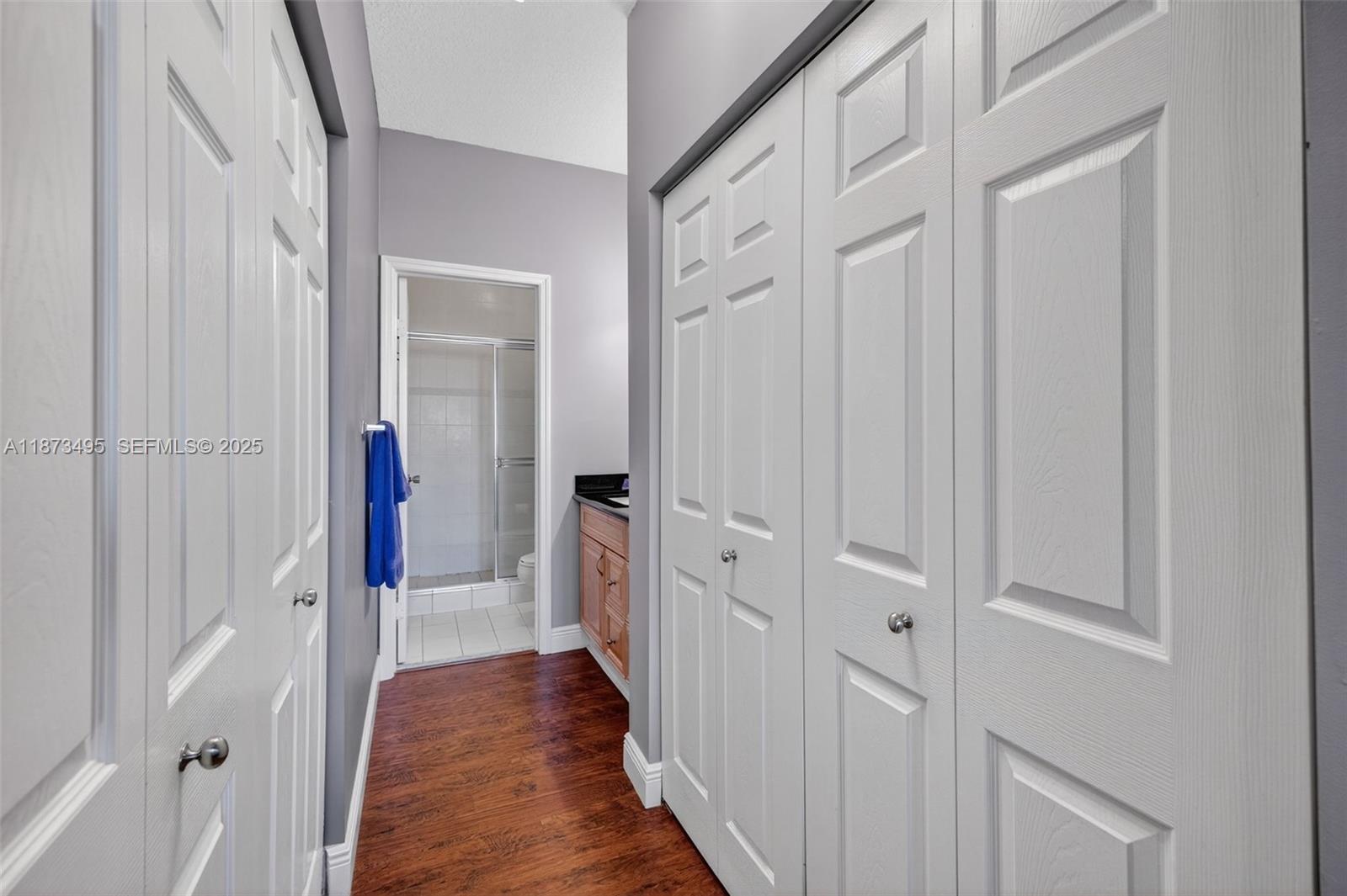 VILLAS AT HARBOR ISLES CO - Residential