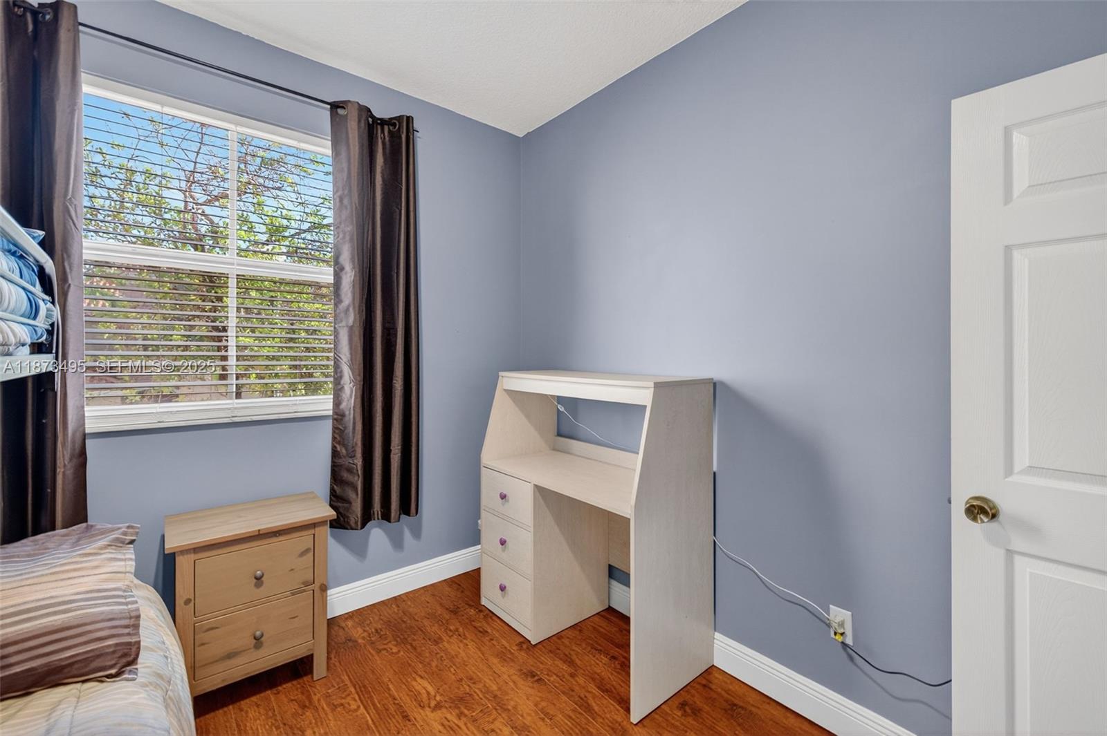 VILLAS AT HARBOR ISLES CO - Residential