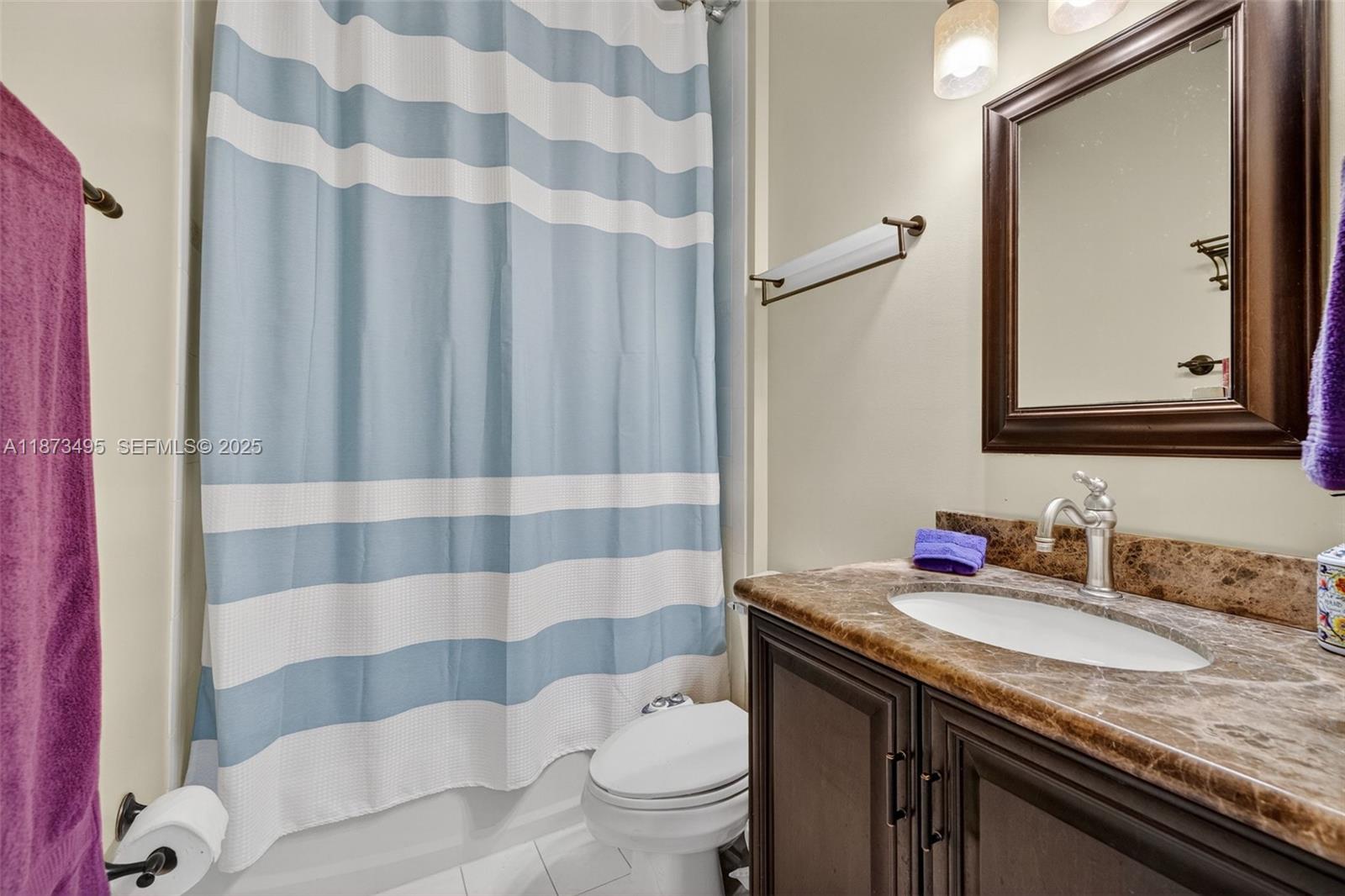 VILLAS AT HARBOR ISLES CO - Residential