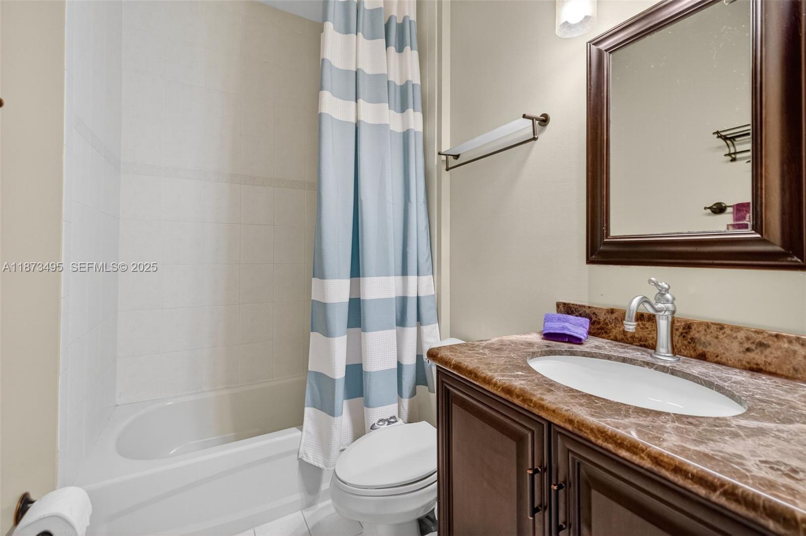 VILLAS AT HARBOR ISLES CO - Residential