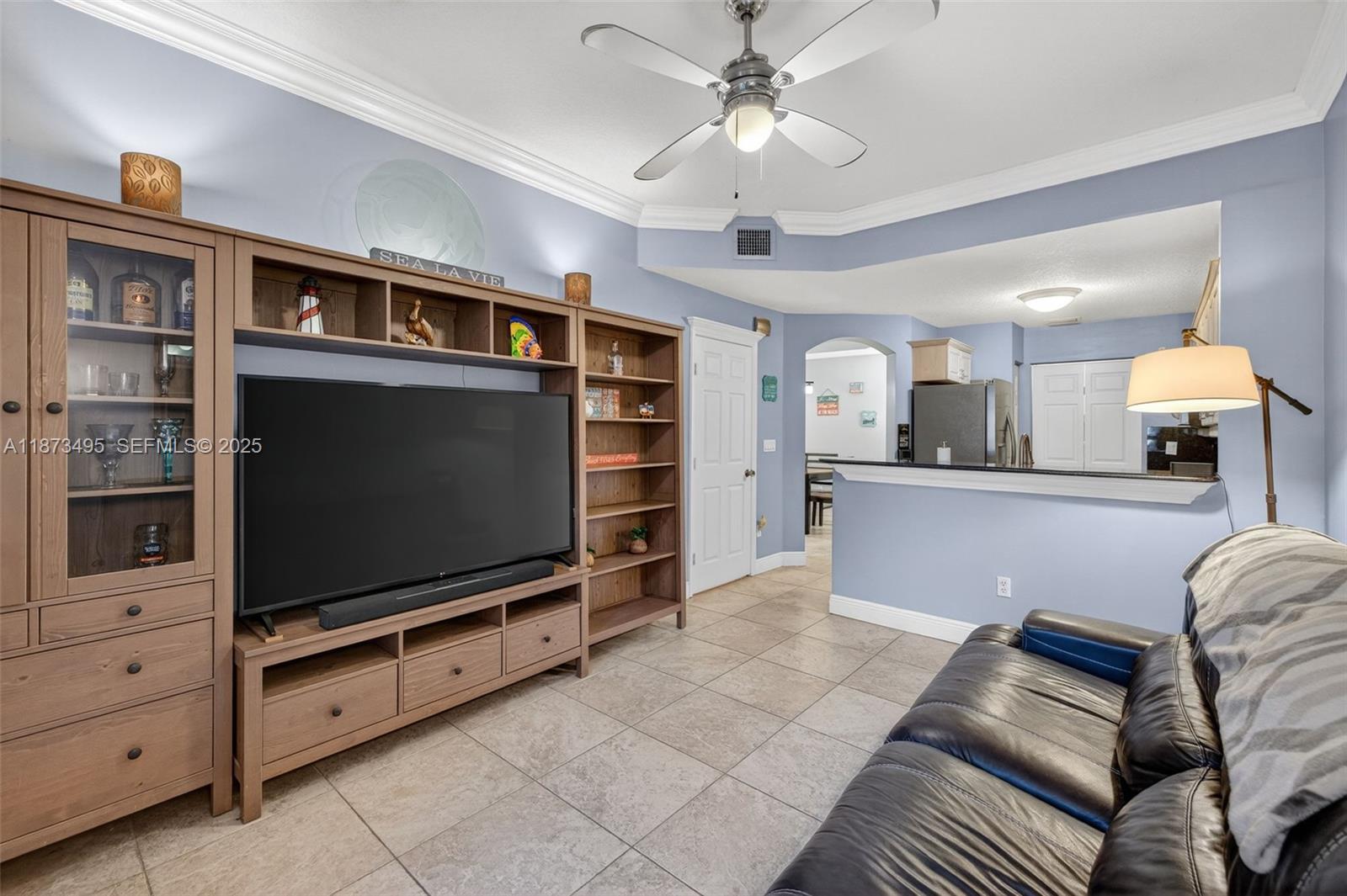 VILLAS AT HARBOR ISLES CO - Residential