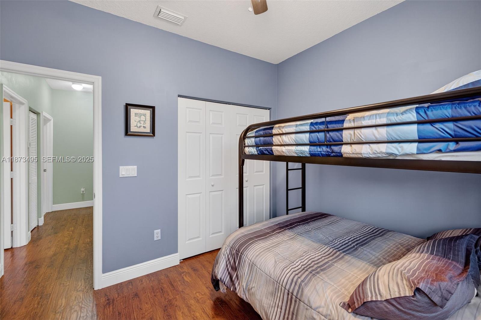 VILLAS AT HARBOR ISLES CO - Residential