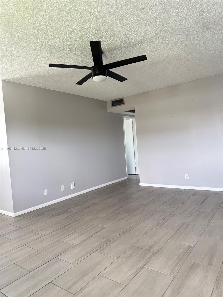 FANSHAW AT CENTURY VILLAG - Residential Lease