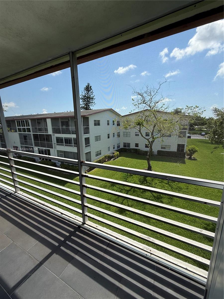 FANSHAW AT CENTURY VILLAG - Residential Lease