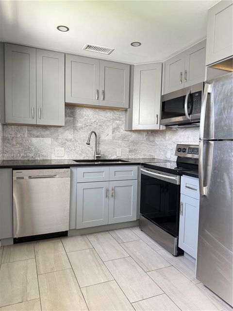 165 Fanshaw D Boca Raton FL 33434