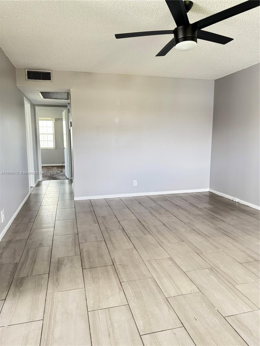 FANSHAW AT CENTURY VILLAG - Residential Lease
