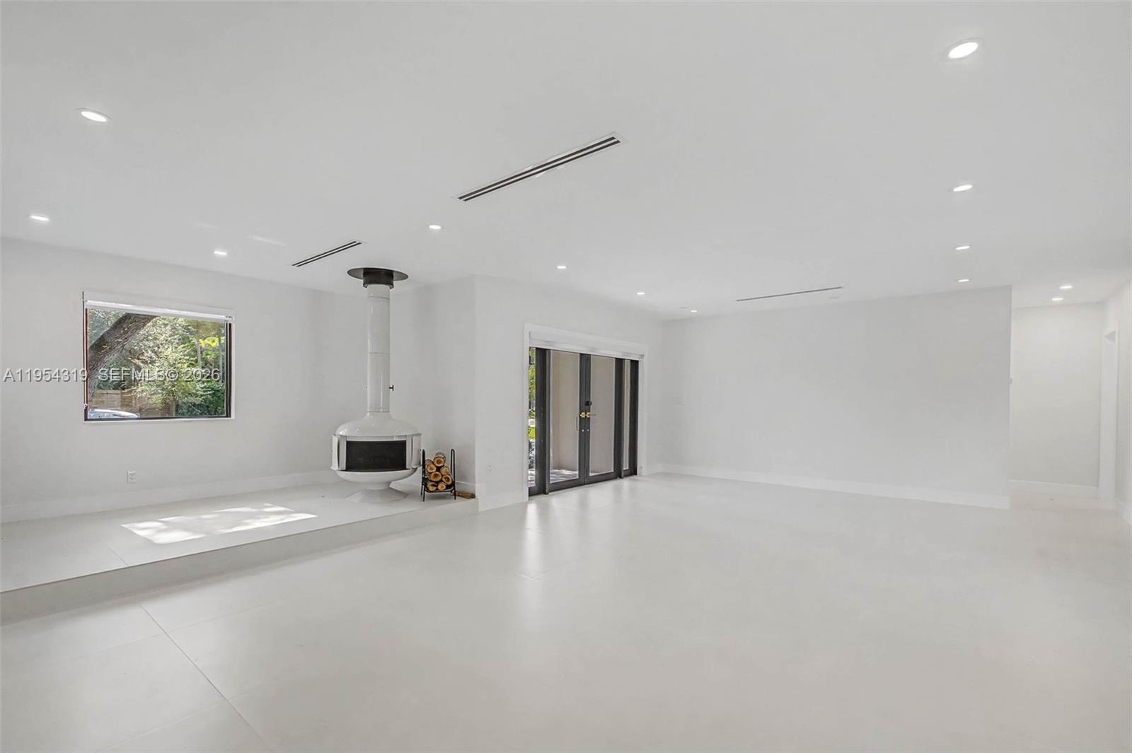 CUTLER HOMESITES - Residential