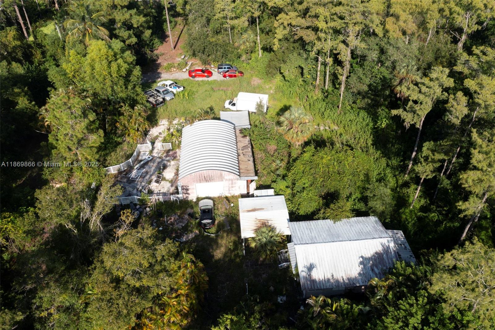 SAN CARLOS PARK - Land