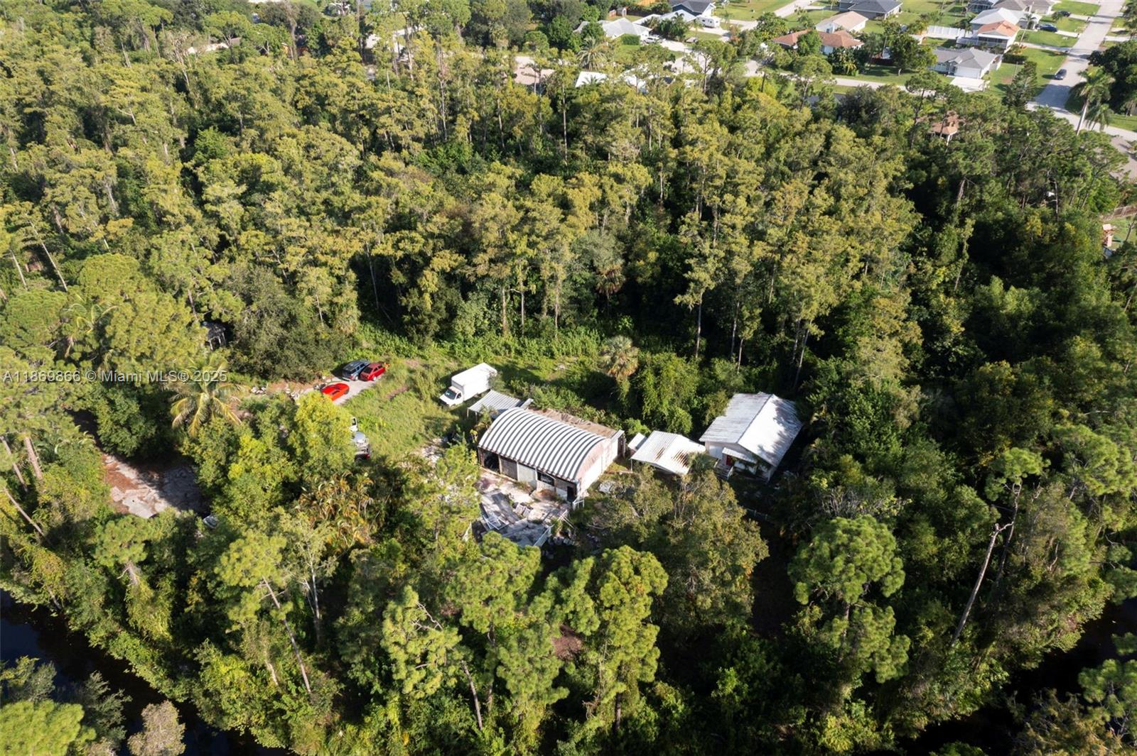 SAN CARLOS PARK - Land