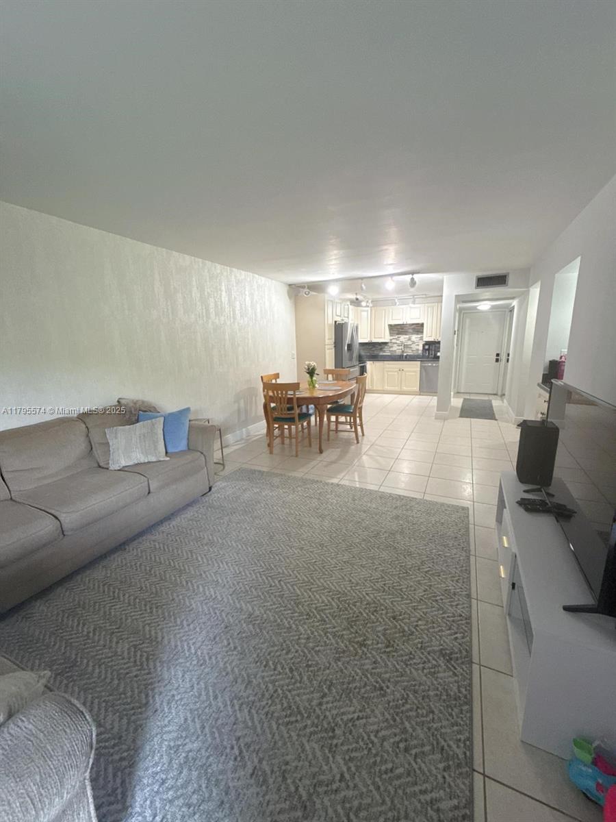ISLE OF SANDALFOOT CONDO - Residential Lease