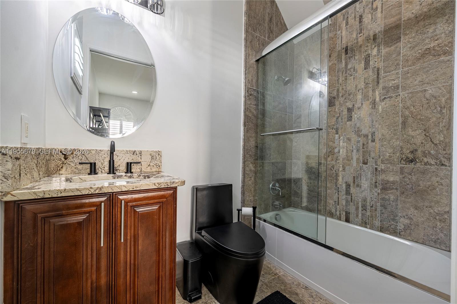 SURFSIDE VILLAS - Residential