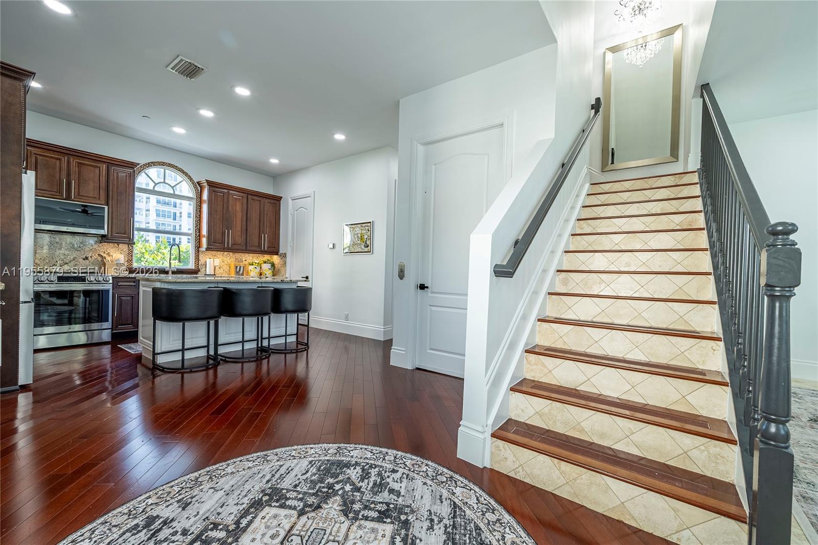 SURFSIDE VILLAS - Residential