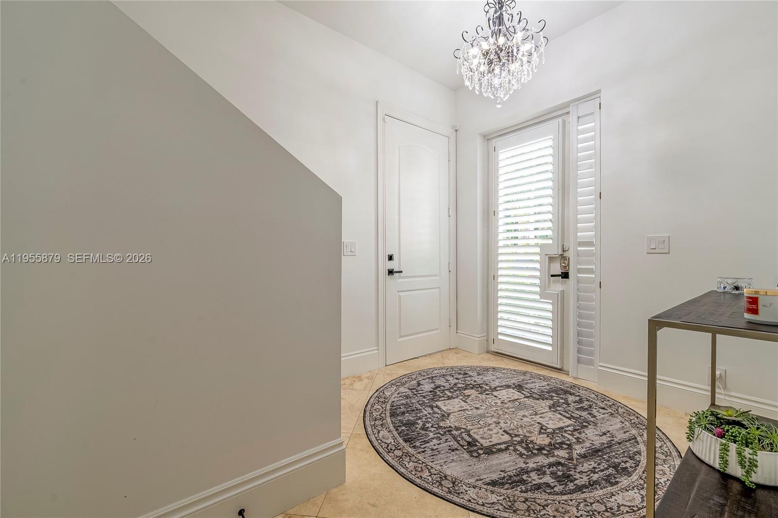 SURFSIDE VILLAS - Residential