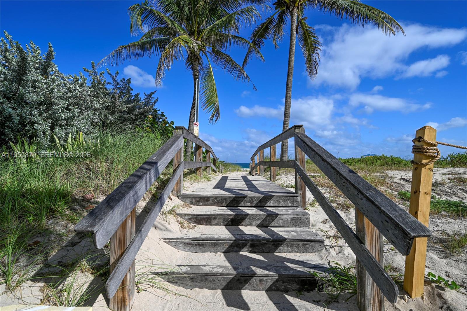 SURFSIDE VILLAS - Residential