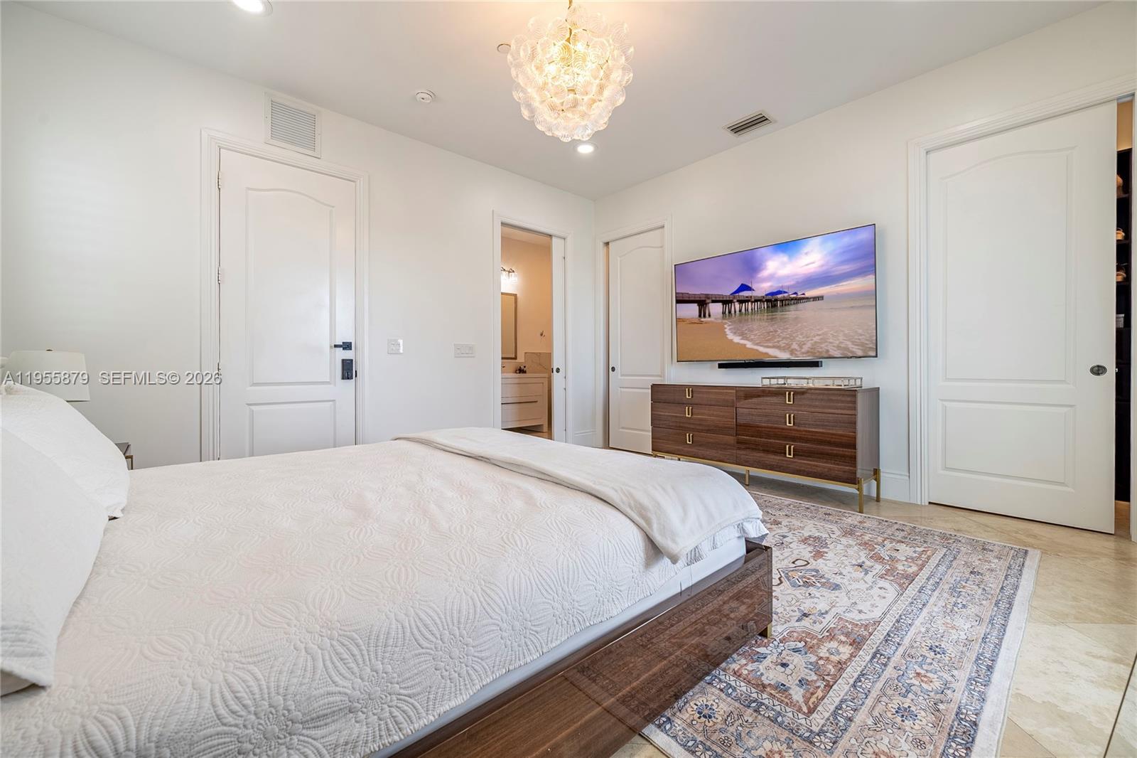 SURFSIDE VILLAS - Residential