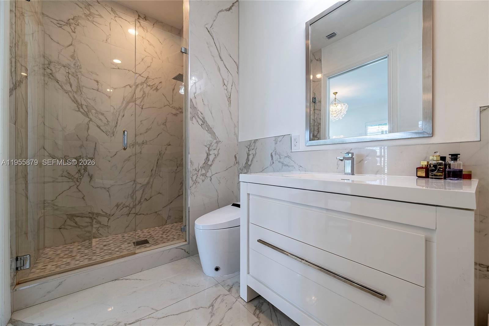 SURFSIDE VILLAS - Residential