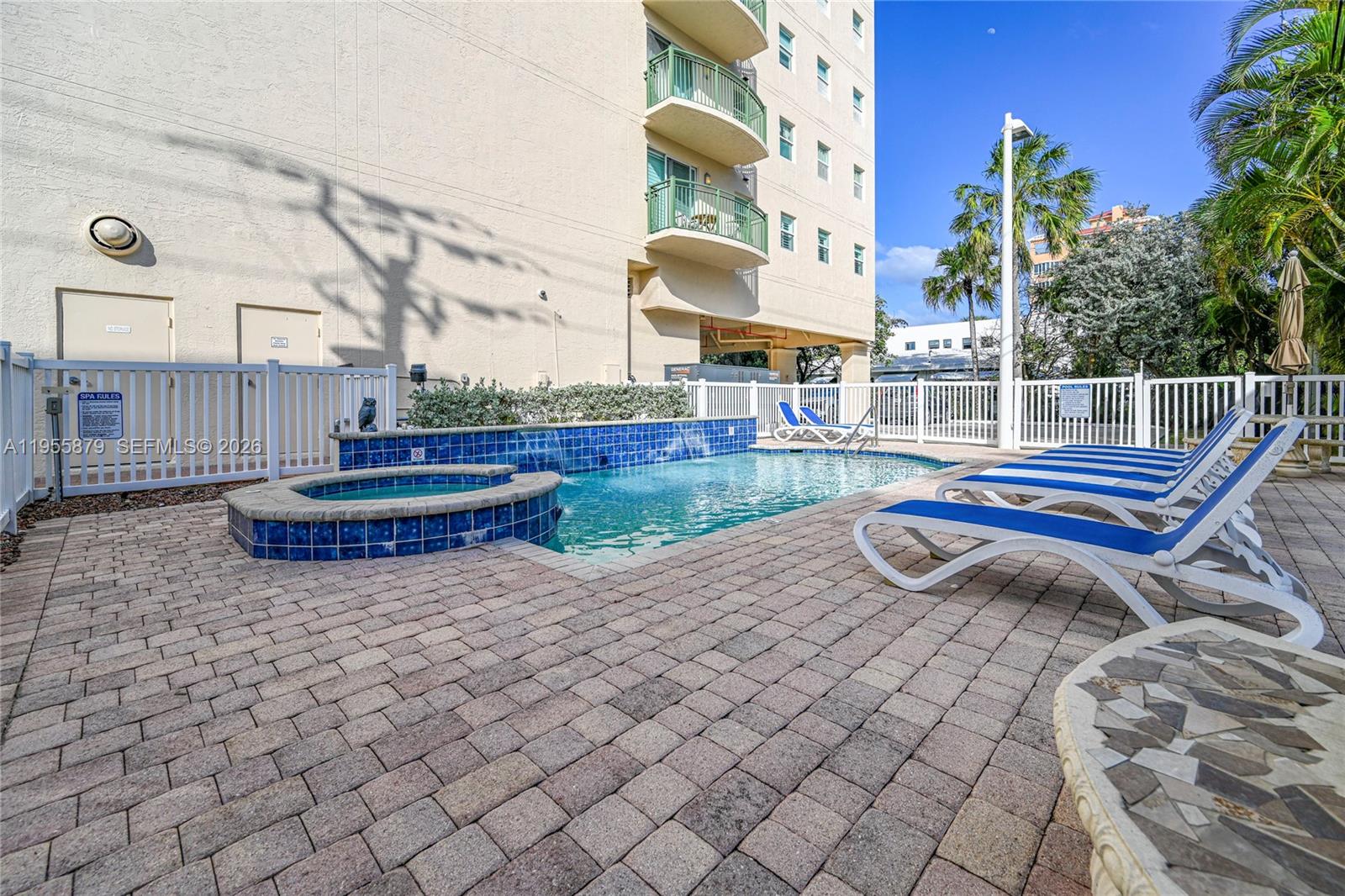 SURFSIDE VILLAS - Residential