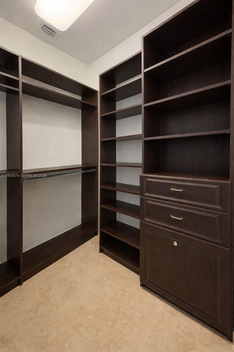 SURFSIDE VILLAS - Residential