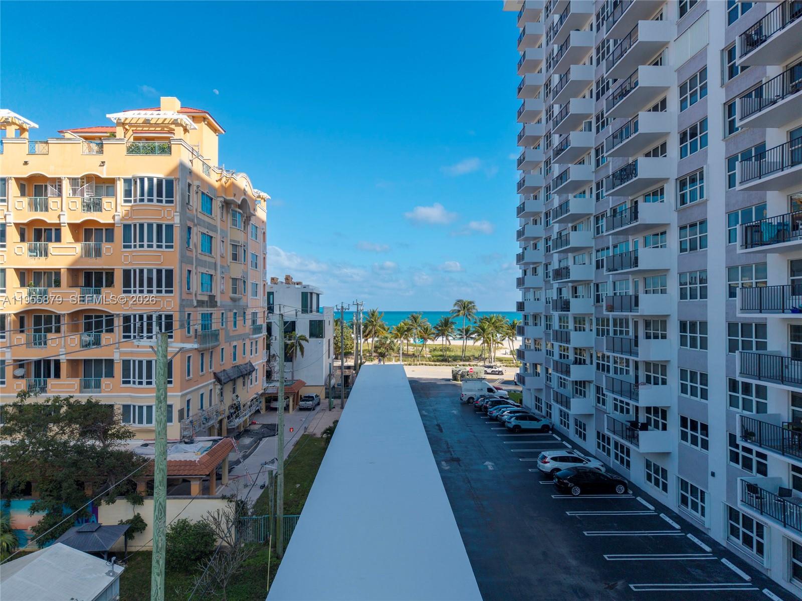 SURFSIDE VILLAS - Residential