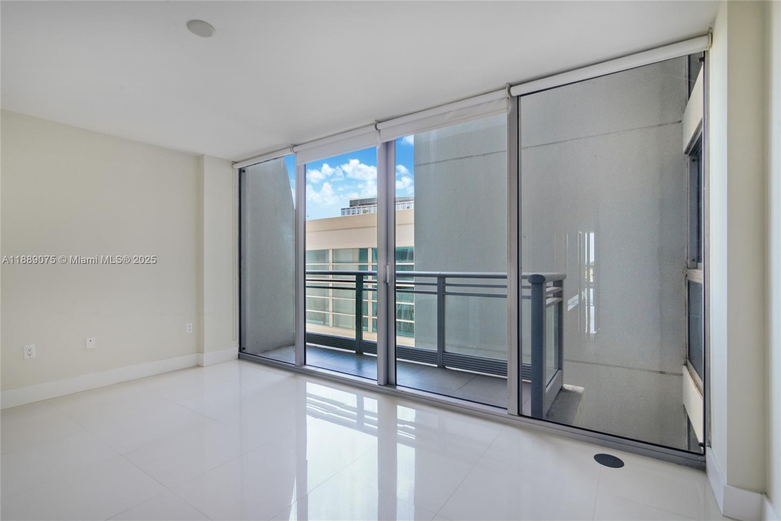 ARTECH RESIDENCES AT AVEN - Residential Lease