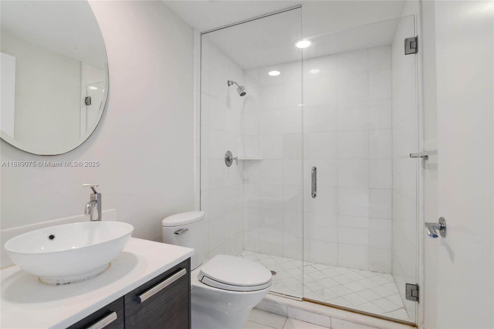 ARTECH RESIDENCES AT AVEN - Residential Lease