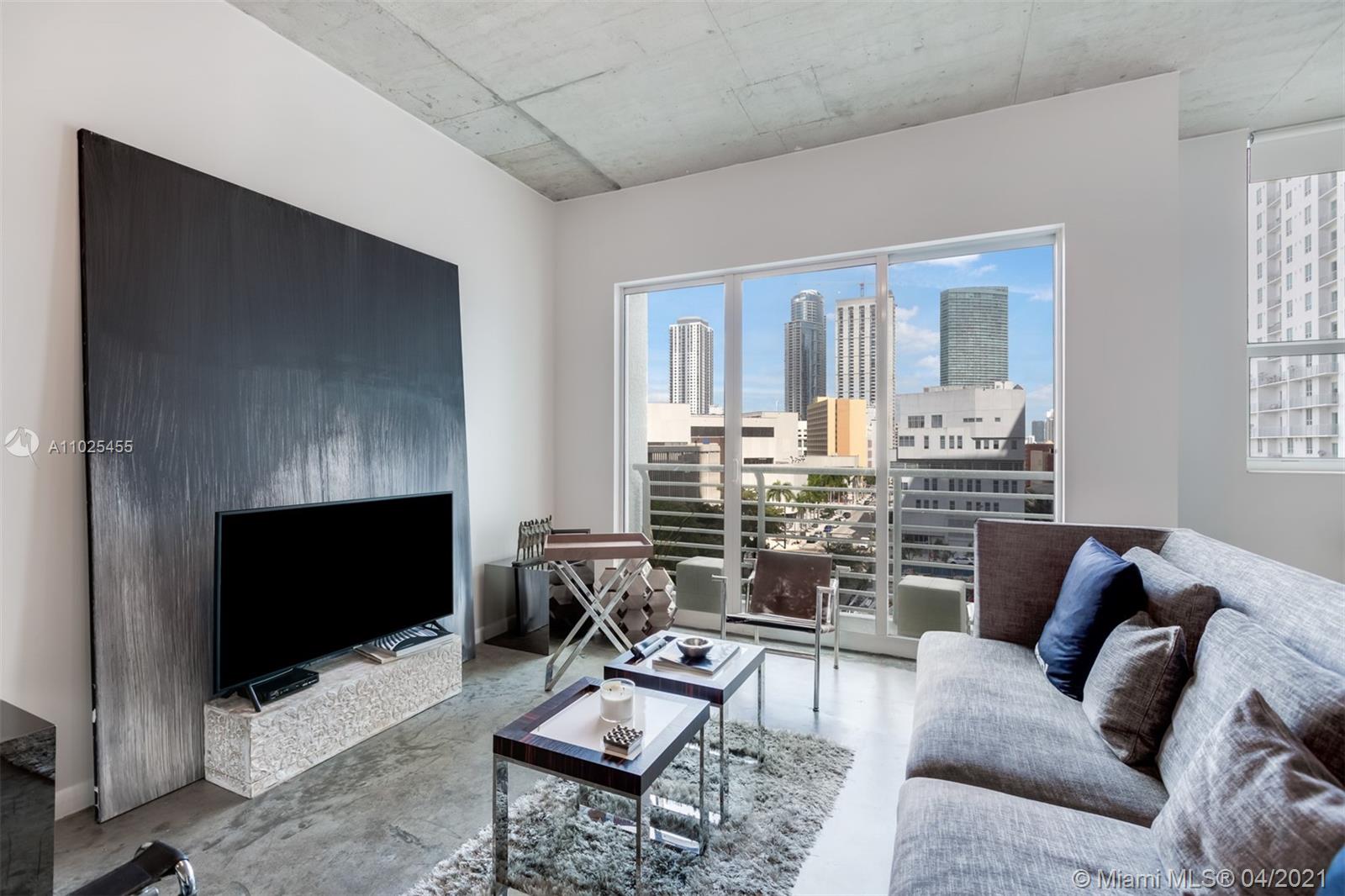 THE LOFT DOWNTOWN II COND - Residential Lease