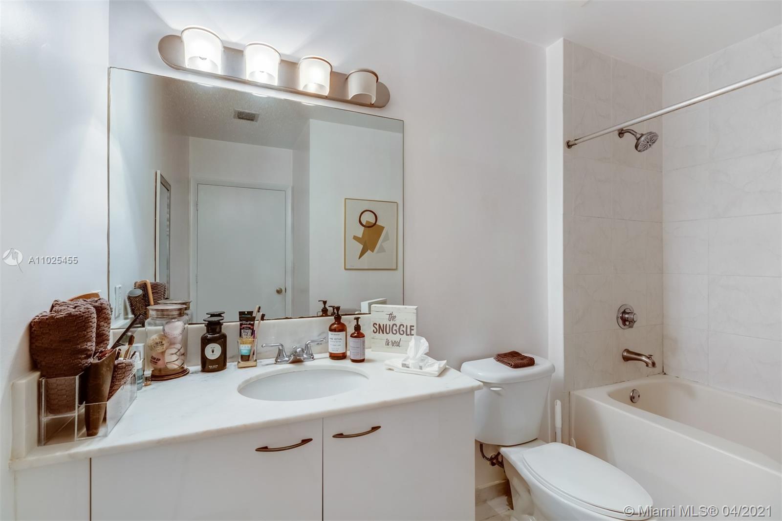 THE LOFT DOWNTOWN II COND - Residential Lease