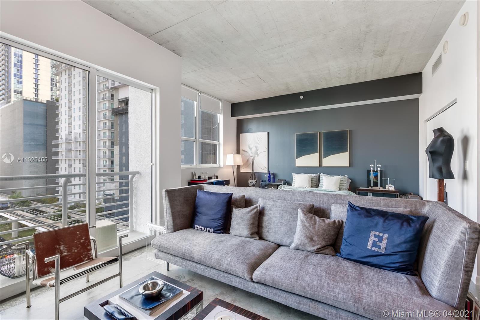 THE LOFT DOWNTOWN II COND - Residential Lease