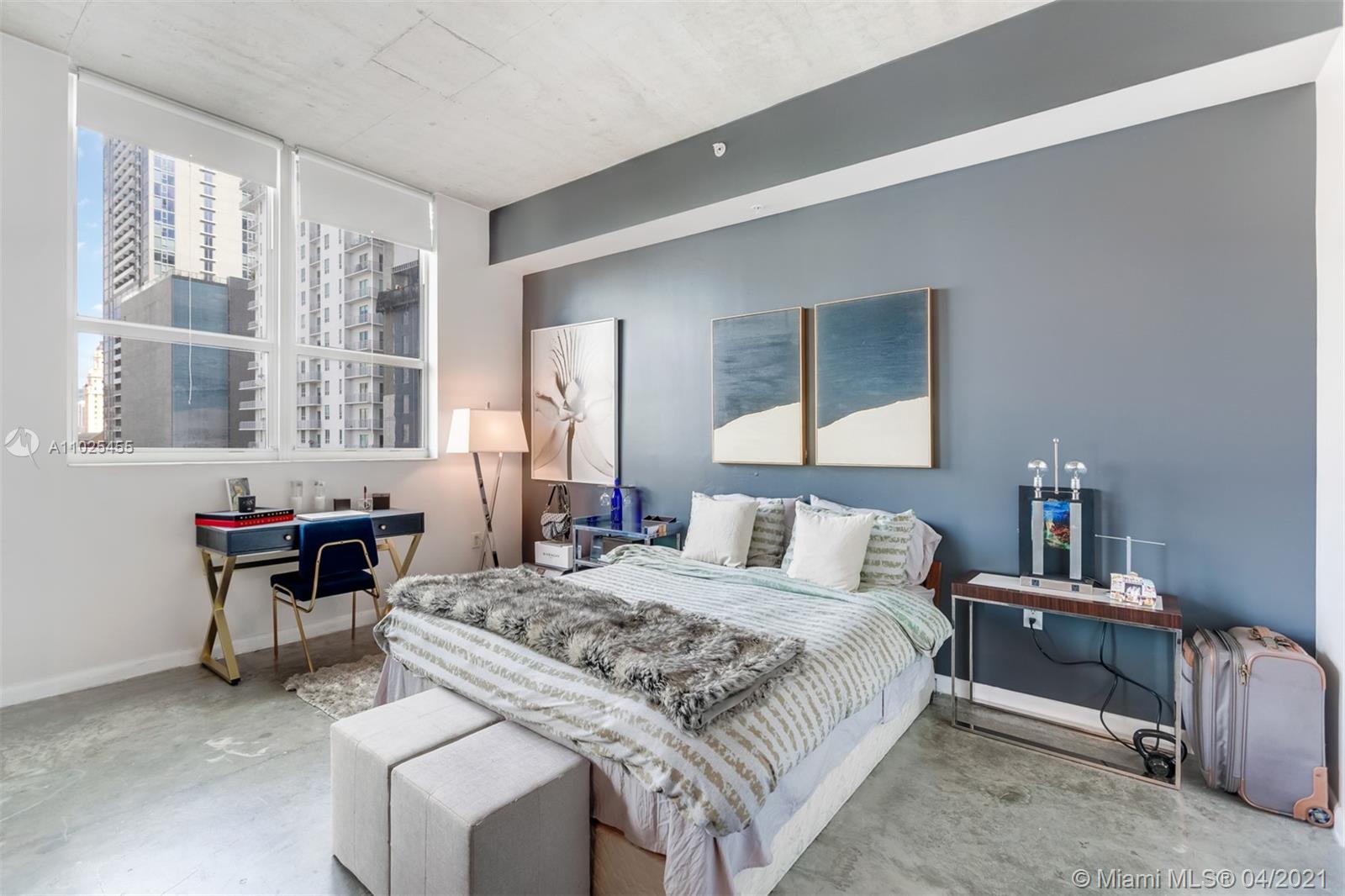 THE LOFT DOWNTOWN II COND - Residential Lease