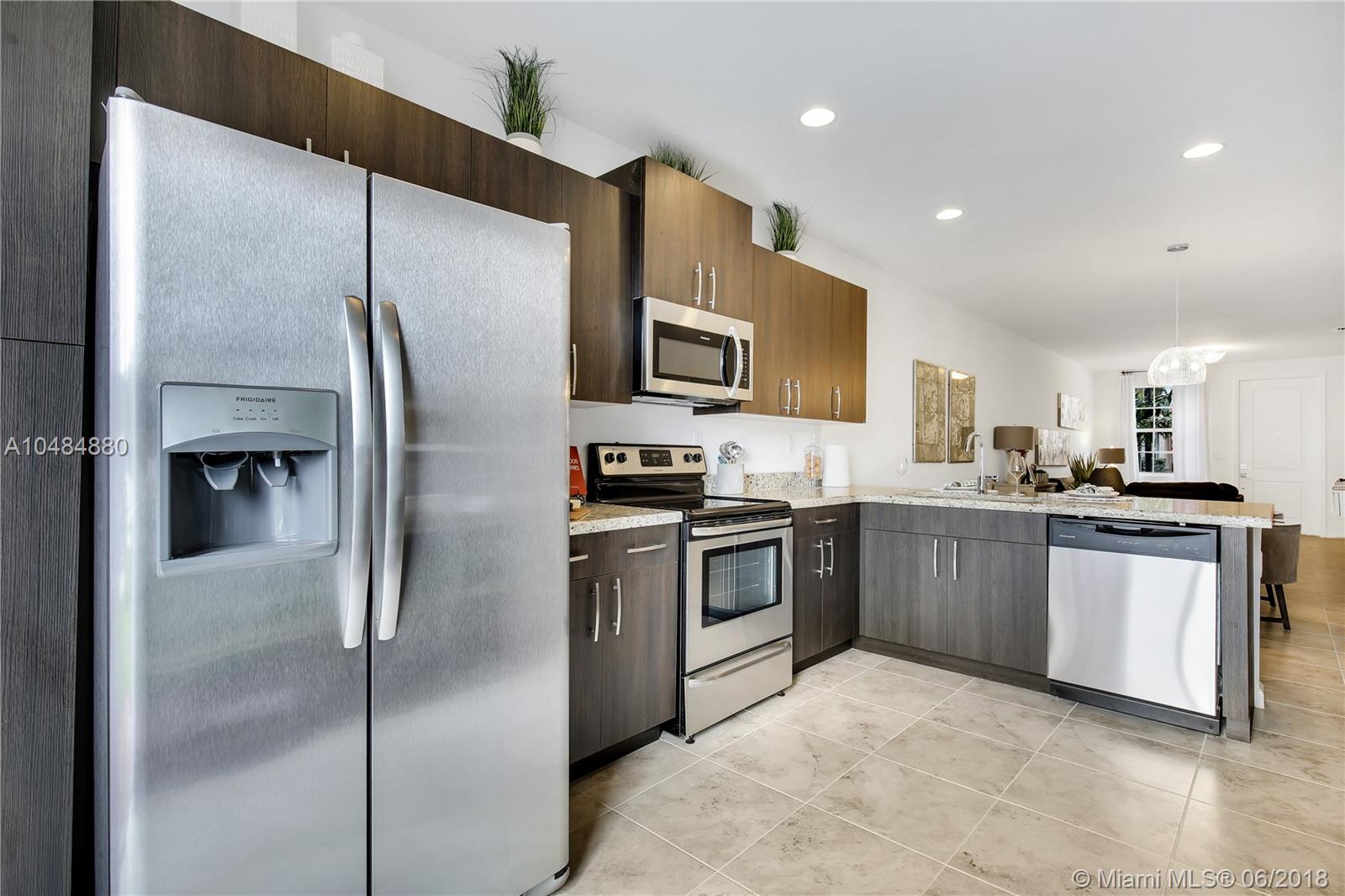Palm Breeze - Residential
