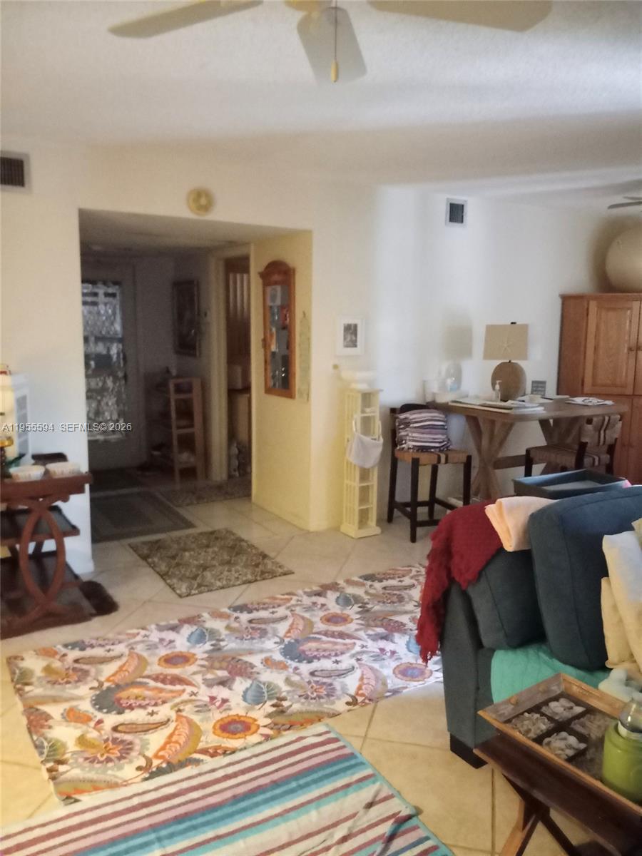 LAKE FOREST CONDO - Residential