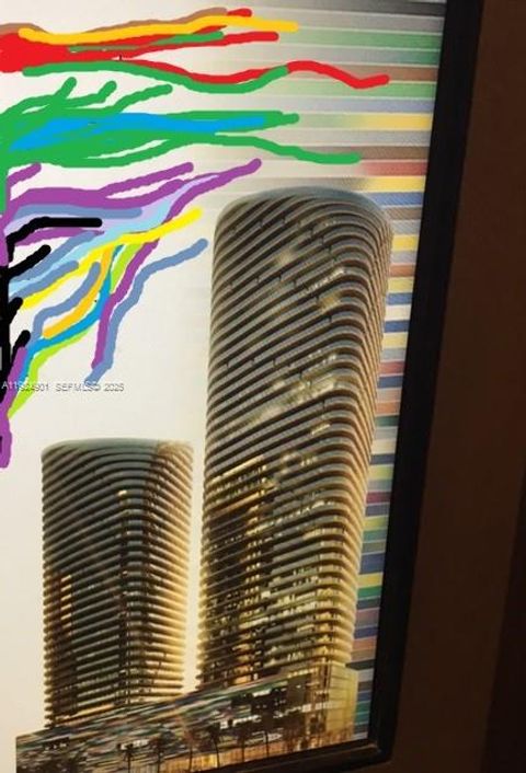 45 SW 9th St 3201 Miami FL 33130