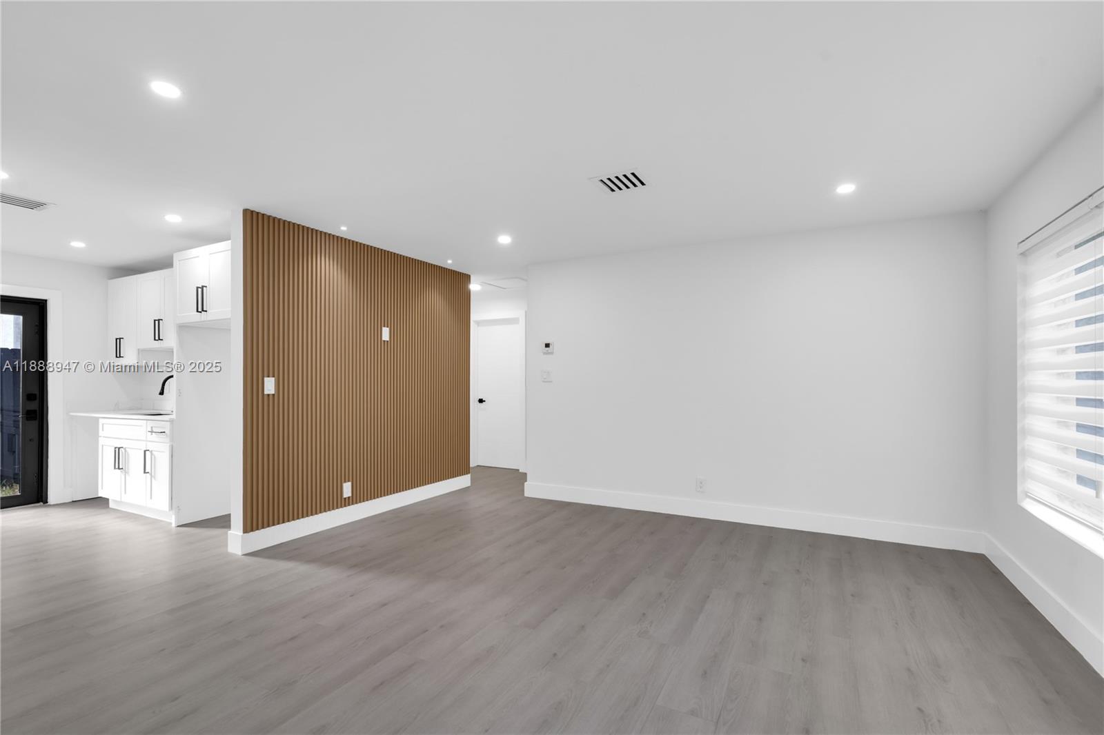EVERGLADE LAND SALES CO - Residential