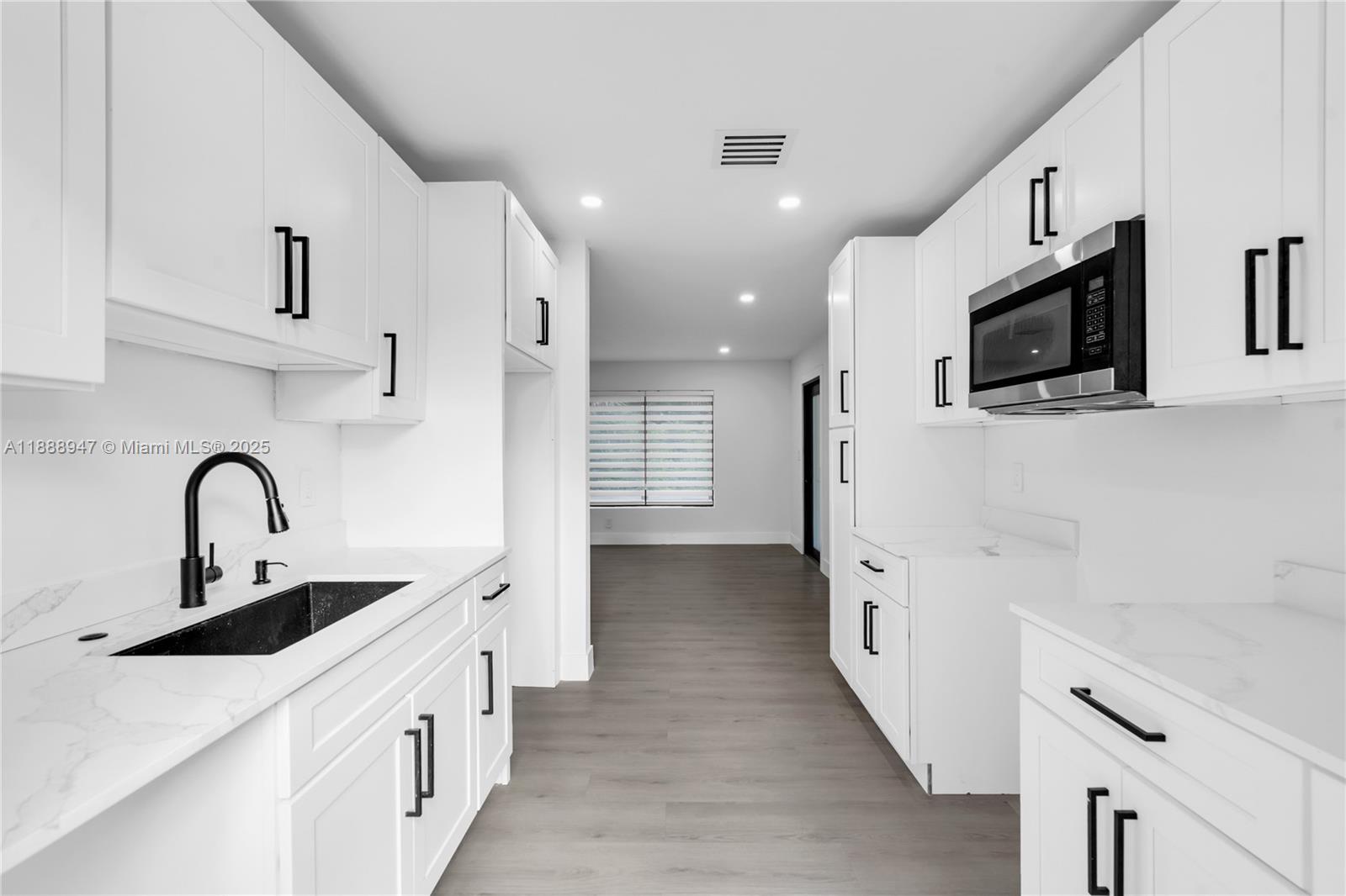 EVERGLADE LAND SALES CO - Residential