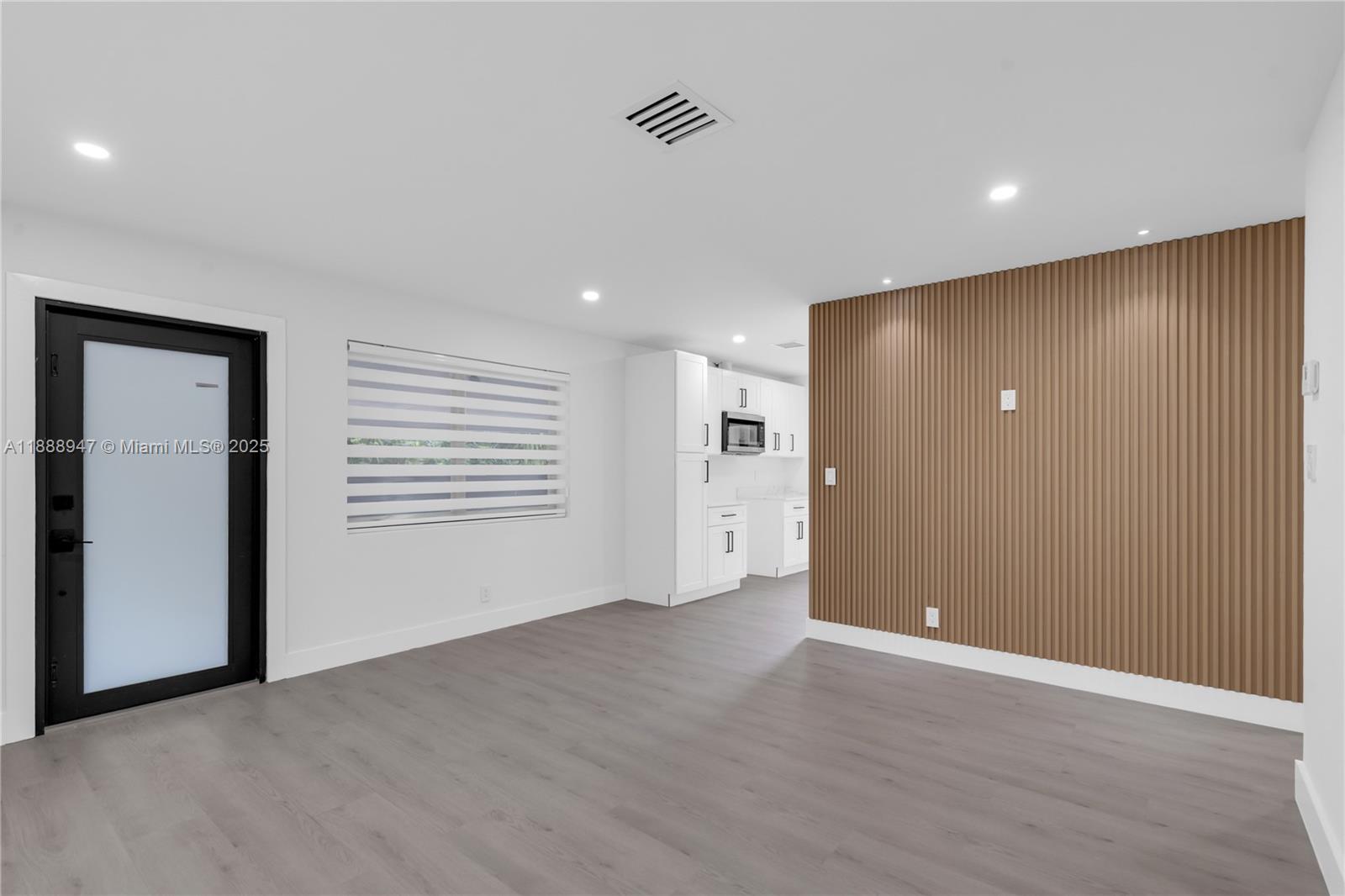 EVERGLADE LAND SALES CO - Residential