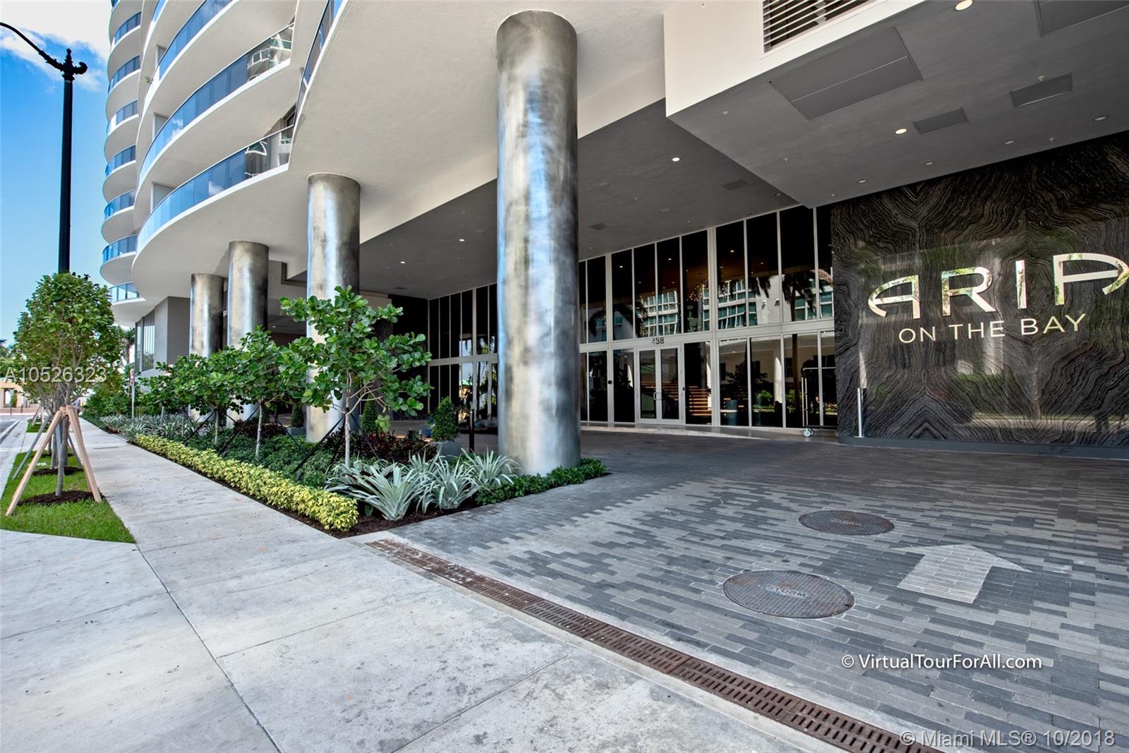 ARIA ON THE BAY - Residential