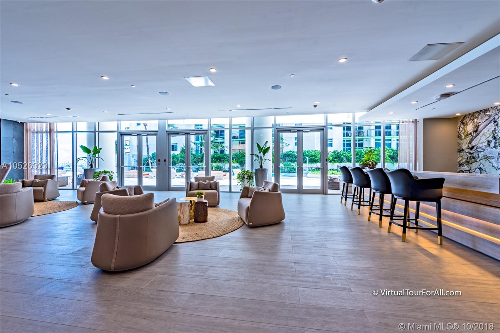 ARIA ON THE BAY - Residential