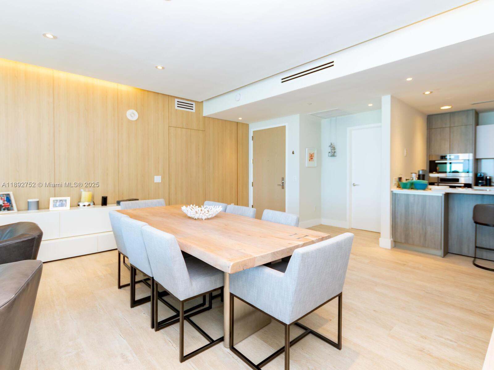 OCEANA KEY BISCAYNE CONDO - Residential Lease