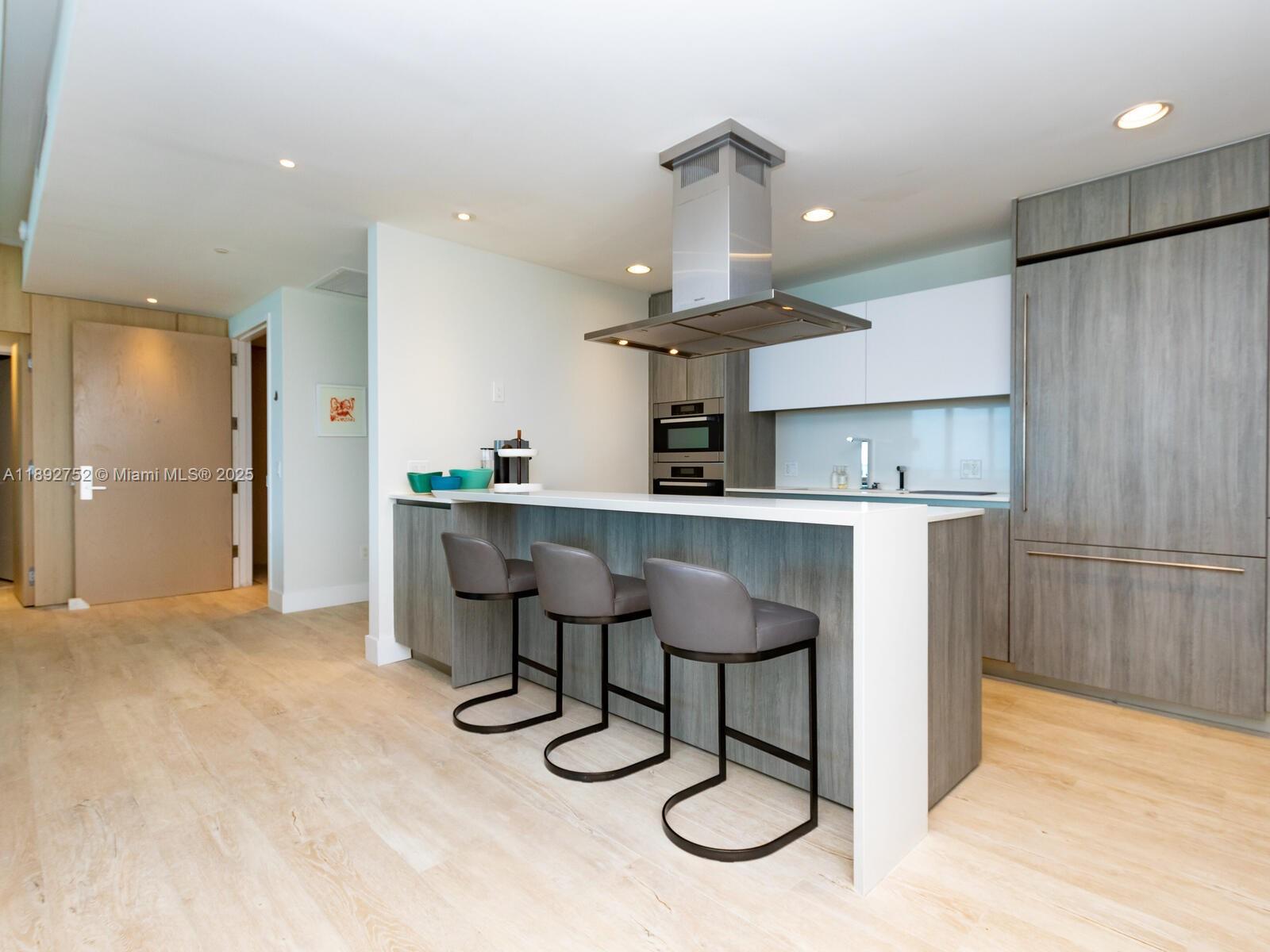 OCEANA KEY BISCAYNE CONDO - Residential Lease