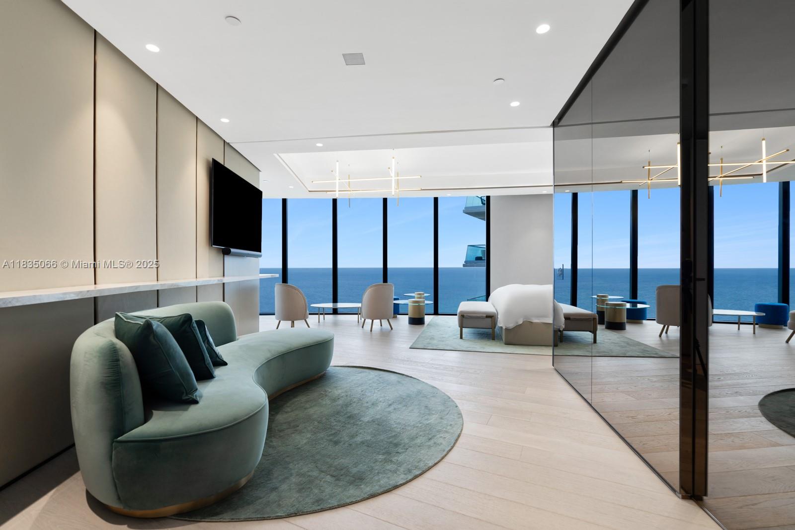 18555 COLLINS AVENUE COND - Residential