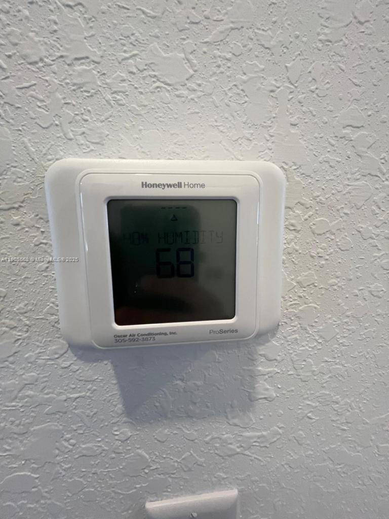 KEYS GATE RESIDENTIAL - Residential Lease