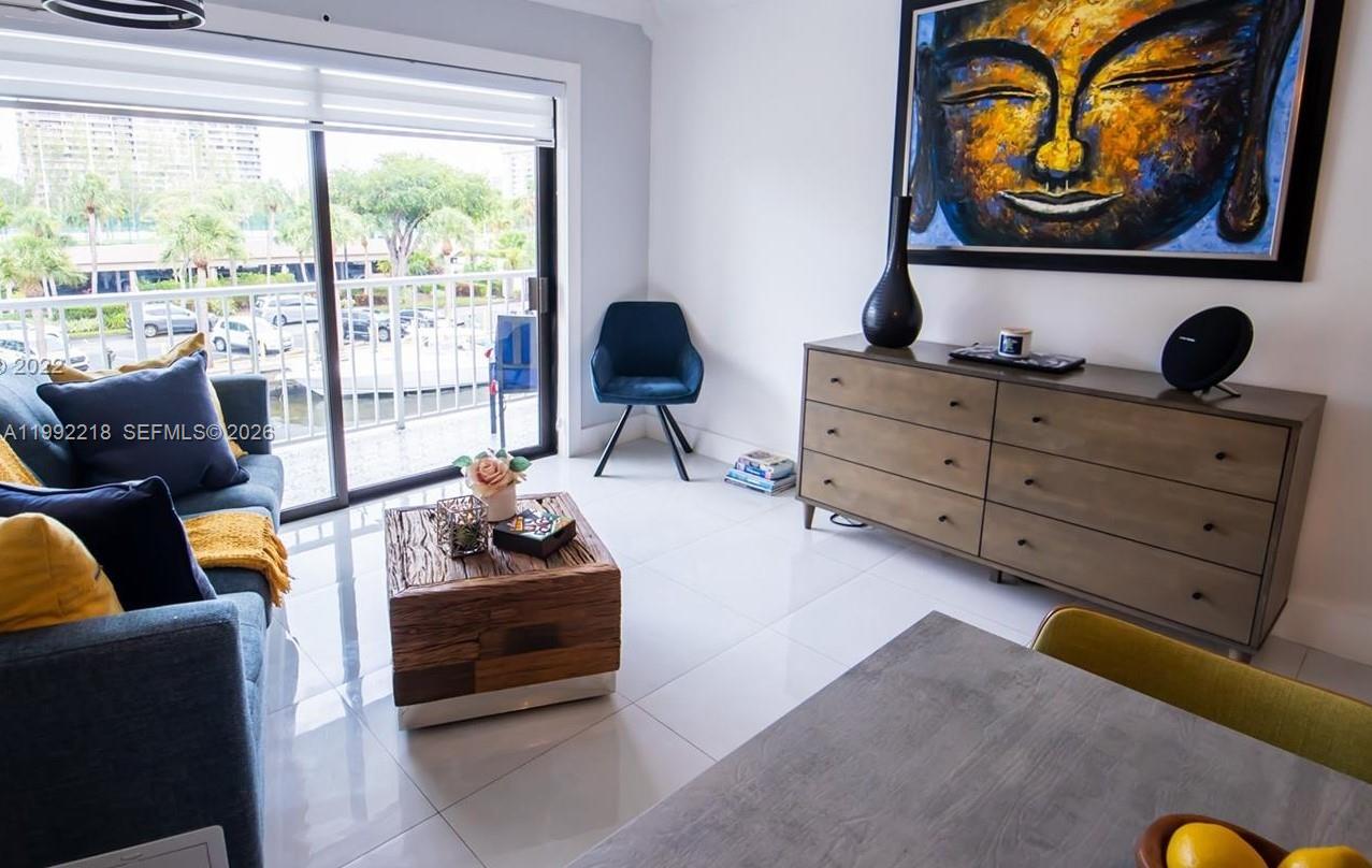 CRICKET CLUBHOUSE CONDO - Residential