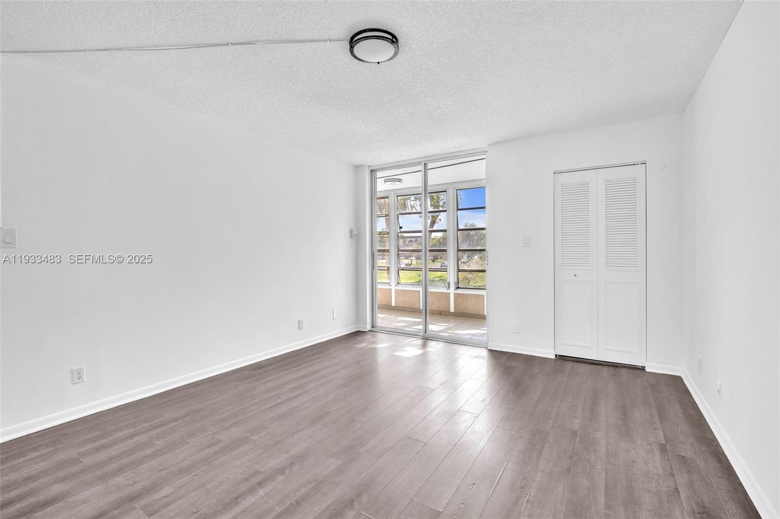 CYPRESS CHASE NORTH NO 1 - Residential