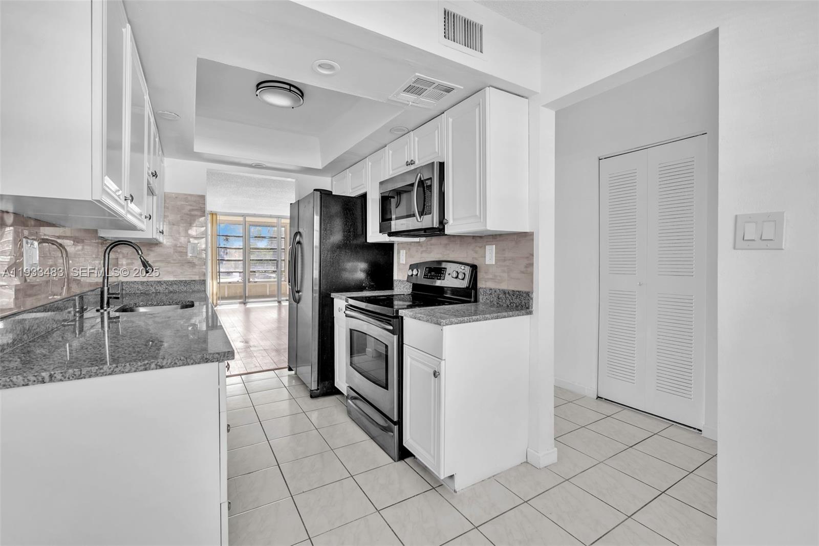 CYPRESS CHASE NORTH NO 1 - Residential