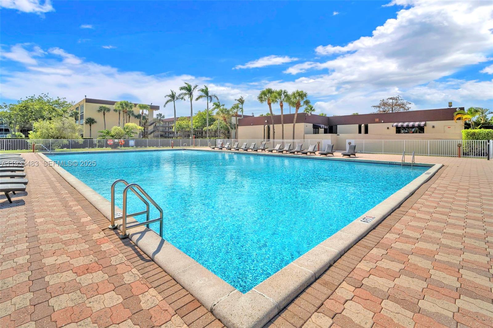 CYPRESS CHASE NORTH NO 1 - Residential