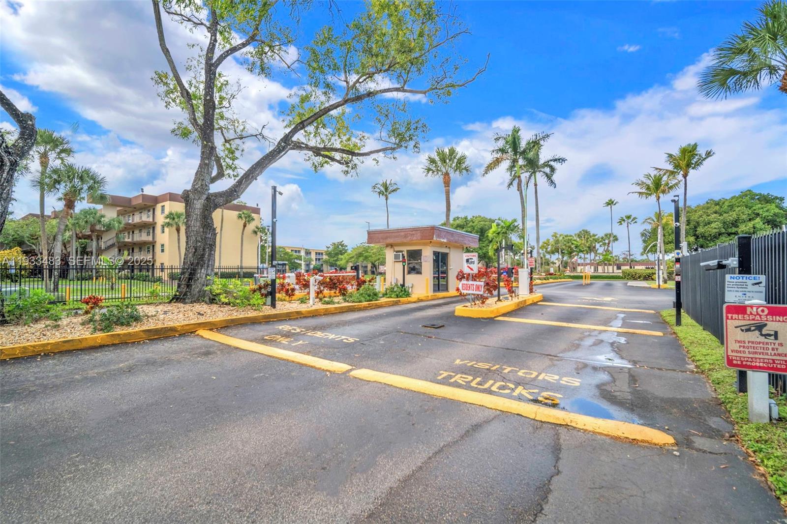 CYPRESS CHASE NORTH NO 1 - Residential