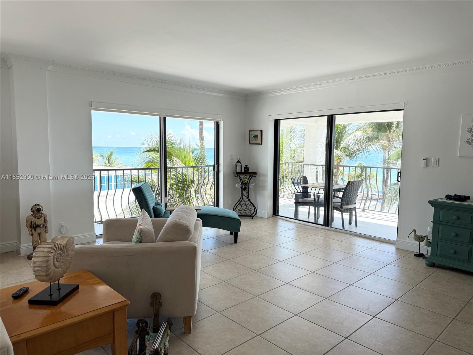 5415 Collins Ave 407