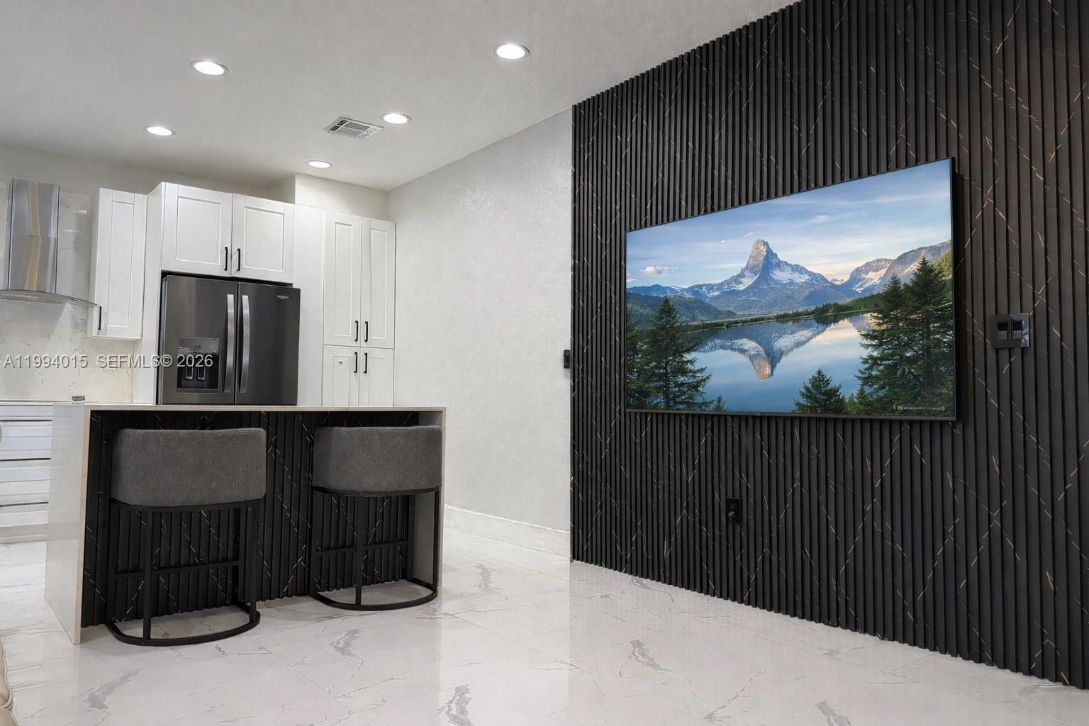 LAKES BY THE BAY KAYE - Residential Lease